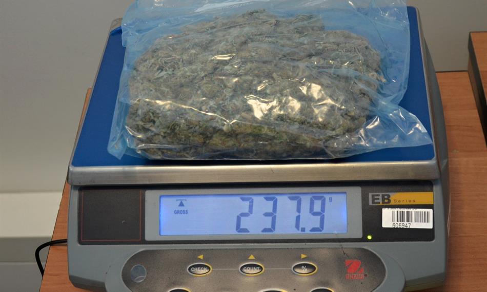 2017-5-11-115foto 1 marihuana.jpg